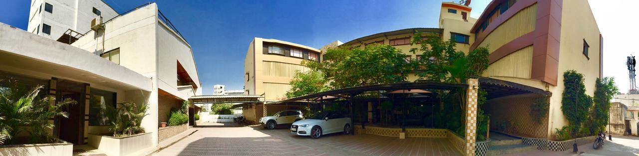 Hotel Orange Inn Sarkhej ภายนอก รูปภาพ